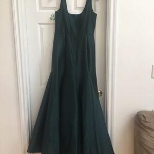 Monique Lhuillier gown